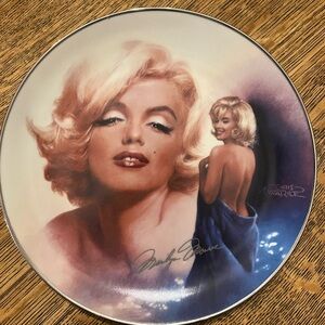 The Bradford Exchange Marilyn Monroe Wall Decor Plate - Cream, Blue, Purple